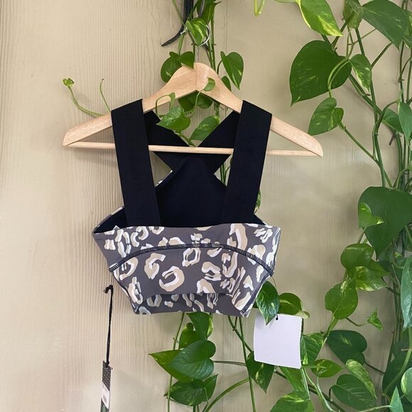 VIMMIA PRINTED HALTER BRA-LEOPARD POP - Picture 3 of 5